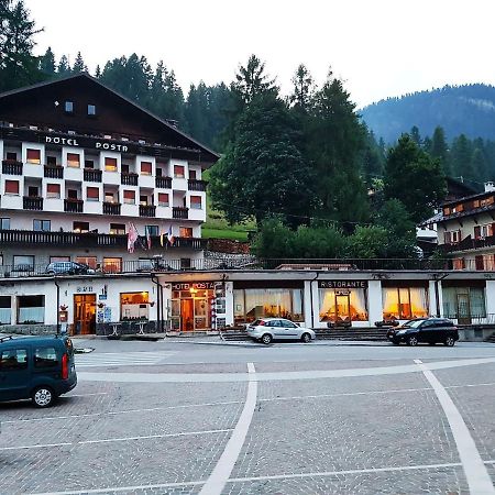 Albergo Posta Colle Santa Lucia Exterior photo