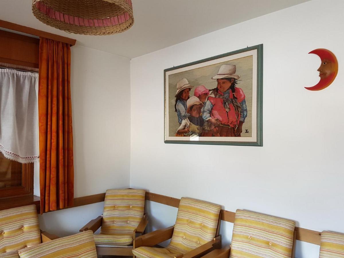 Albergo Posta Colle Santa Lucia Exterior photo