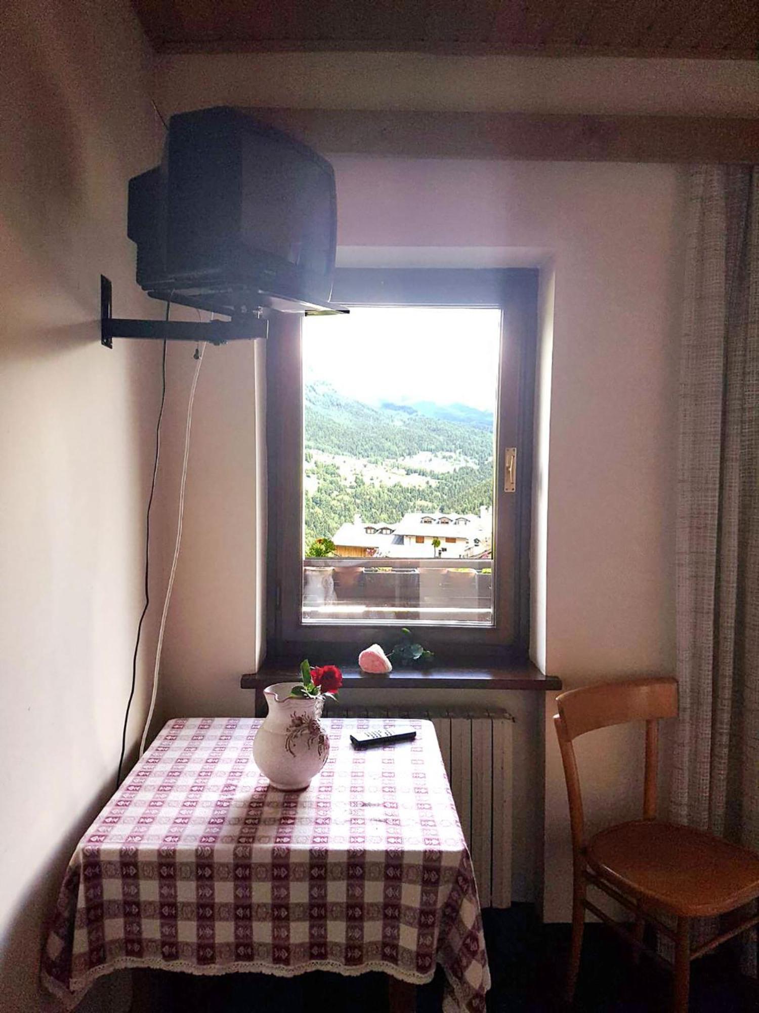 Albergo Posta Colle Santa Lucia Room photo